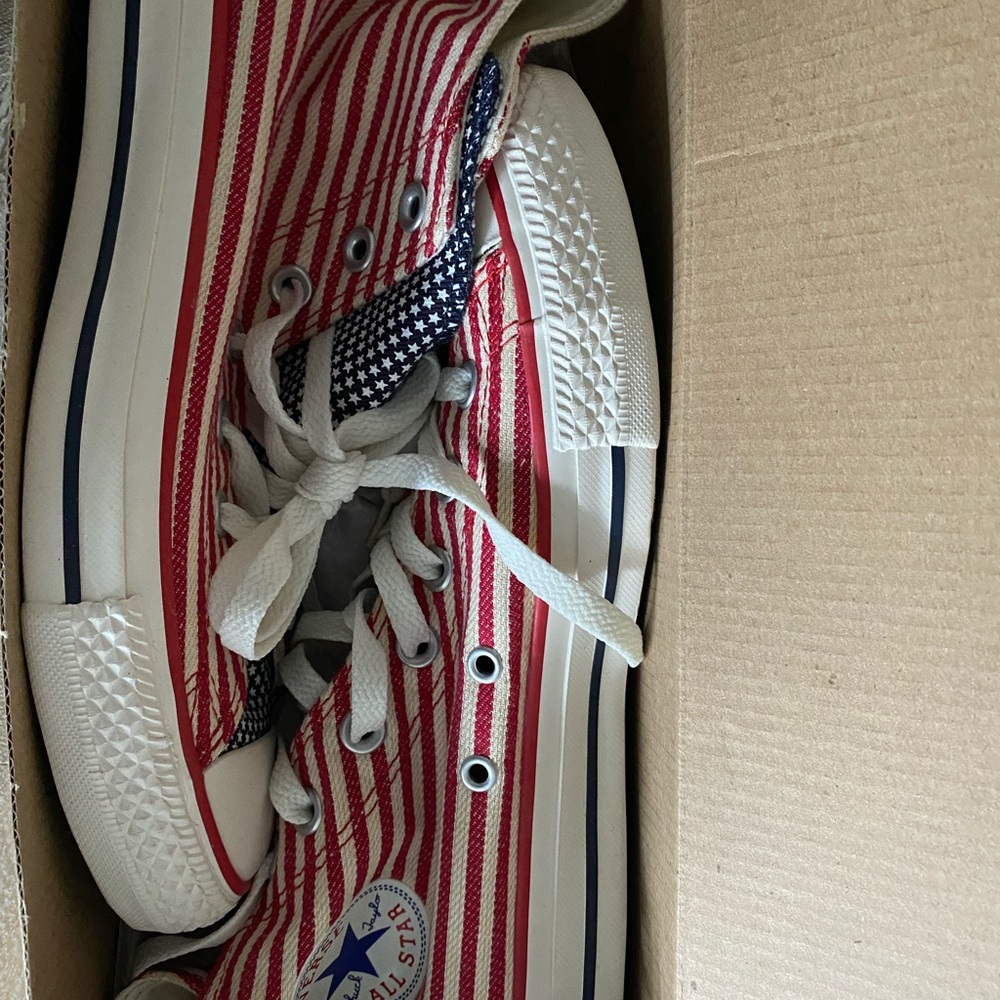Converse All Star High~Top W8/M6